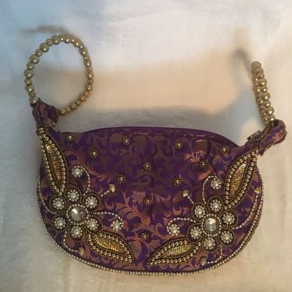 Purse - Picture 2 of 3